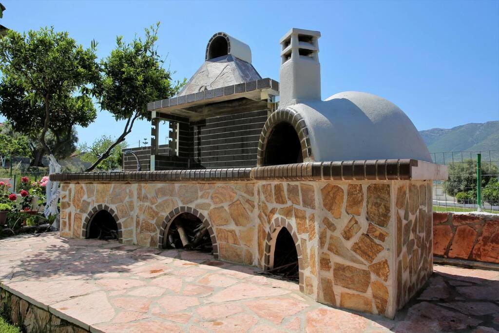 "Elegant & Quiet House" Igoumenitsa Exterior foto